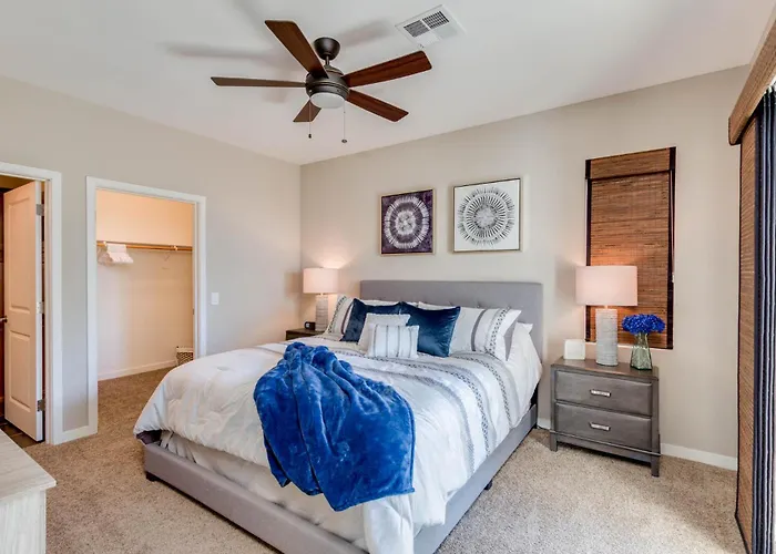 Queen Creek #121 Holiday home